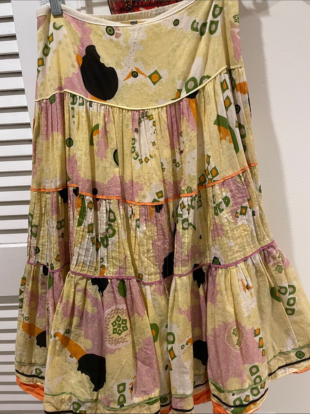 Catherine Malandrino Tiered Floral A-Line Skirt in Yellow, Pink and Black - Picture 3 of 4